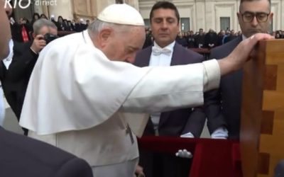 Homélie du Pape François pour les funérailles du Pape Benoît XVI