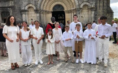 Vie de la Paroisse – 1° Communion et Profession de Foi