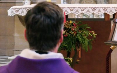 Prions avec le Pape pour les prêtres en difficulté