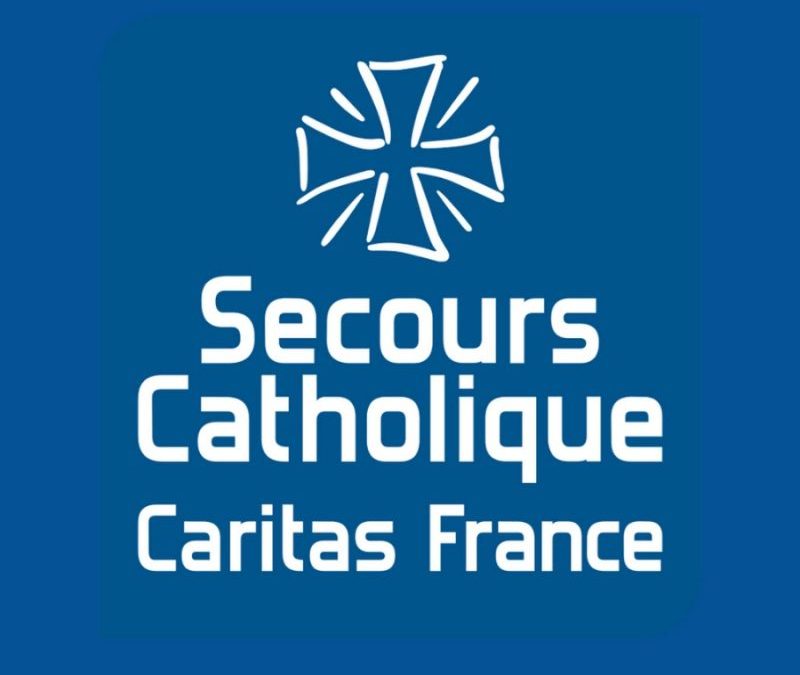 Collecte mensuelle pour le Secours Catholique.