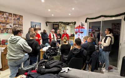 Chants de Noël dans une famille