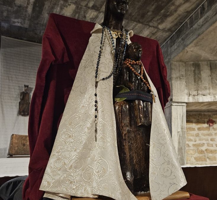 La statue de Notre Dame de Rocamadour visite notre paroisse