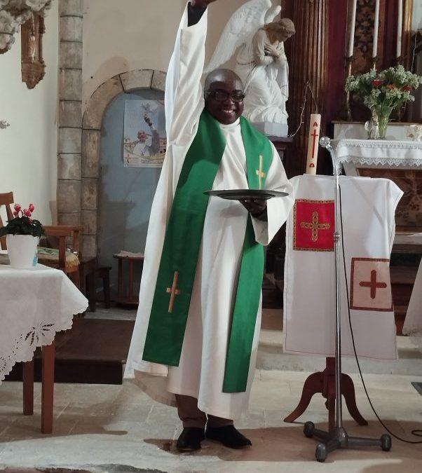 Messe d’installation de notre nouveau curé : bienvenue Père Auxence !