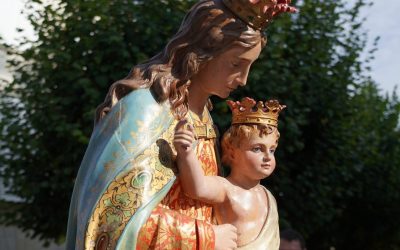 LE MOIS DE MAI POUR LES CHRÉTIENS