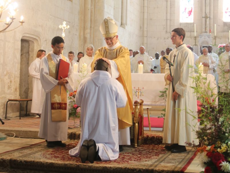 Ordination sacerdotale de Gérard Houedanou