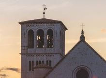 MARCHE D&rsquo;EGLISE EN EGLISE